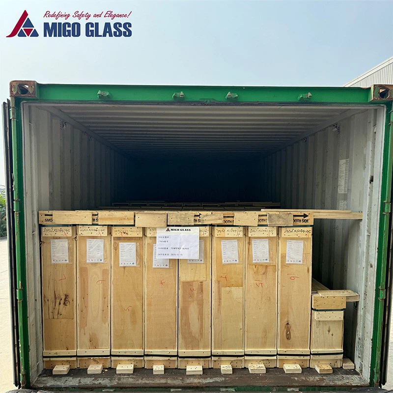 middle iron glass loading